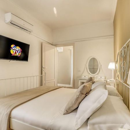 Atrhome Penthouse Frattina Rome Bagian luar foto