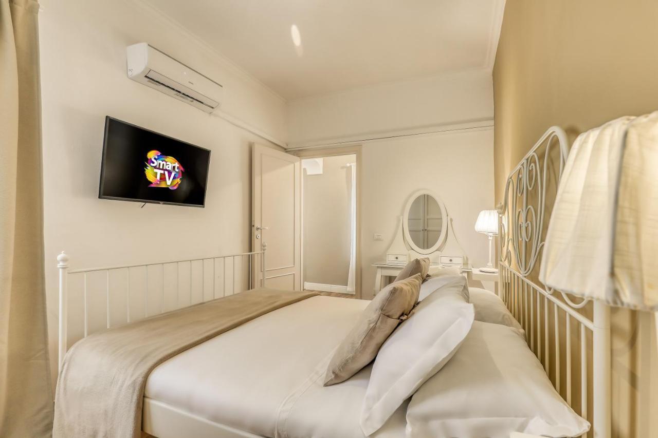 Atrhome Penthouse Frattina Rome Bagian luar foto