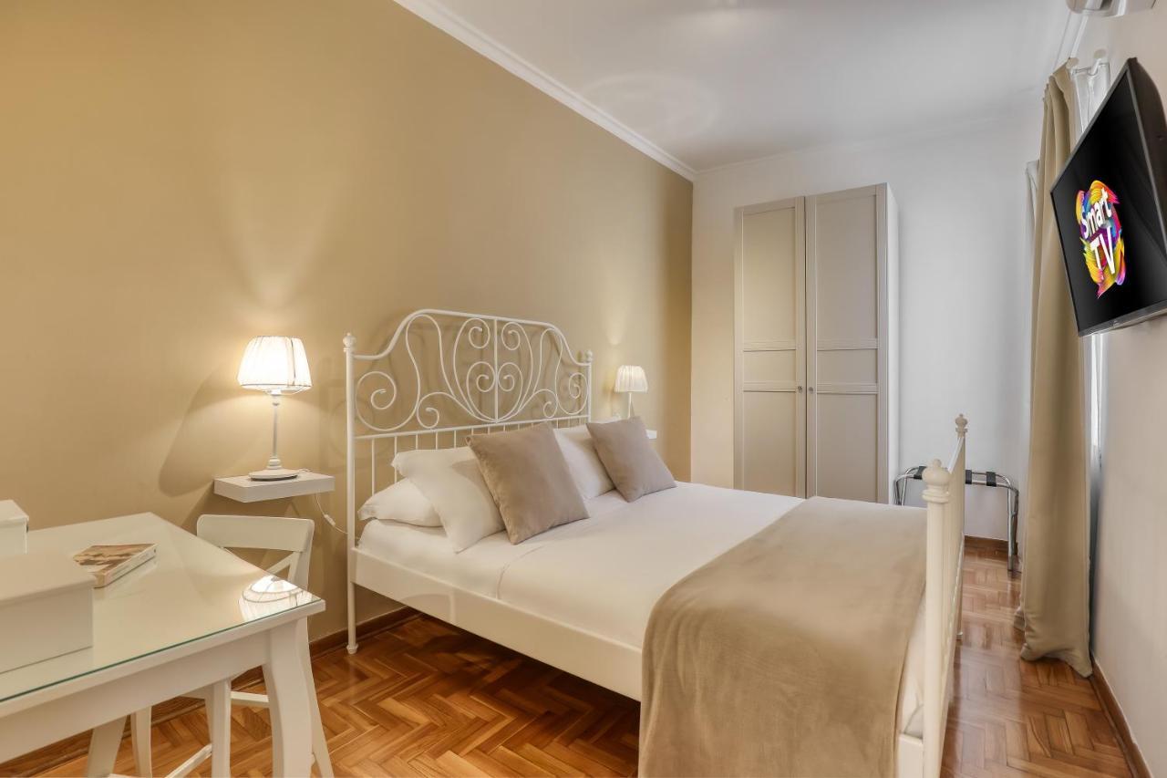 Atrhome Penthouse Frattina Rome Bagian luar foto